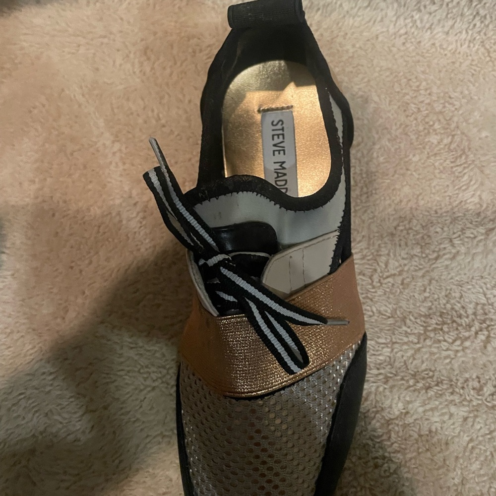 Steve Madden Black and Gold Athletic Shoes